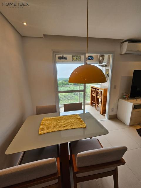 Apartamento à venda em Campinas, Jardim São Vicente, com 2 quartos, com 62 m²